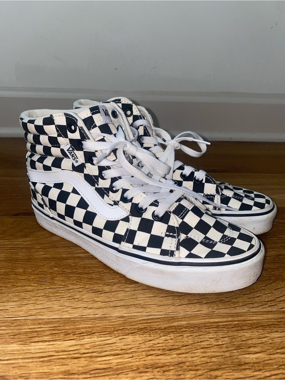 Women’s Vans HighTops size 7 - Picture 2 of 7